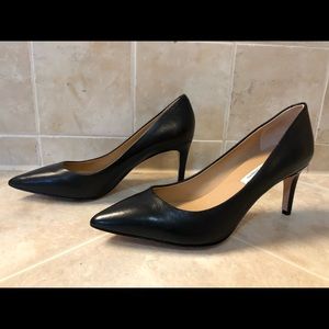 Diane von Furstenberg size 7.5 black heels
